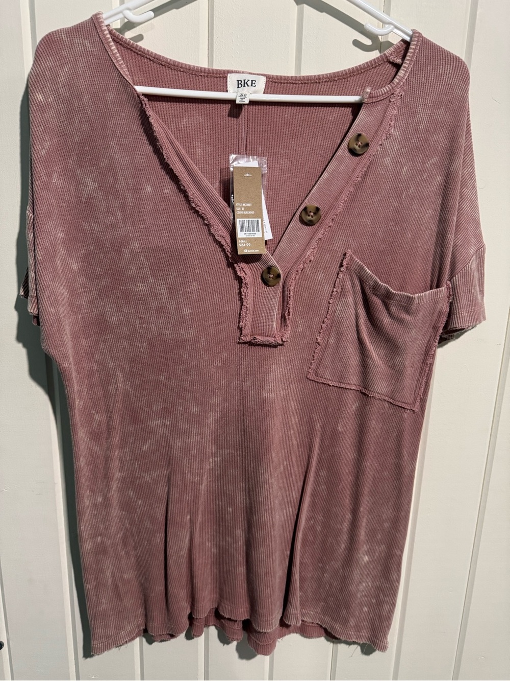 BKE Short Sleeve Washed Dusty Rose Button V-Neck Pocket Tee